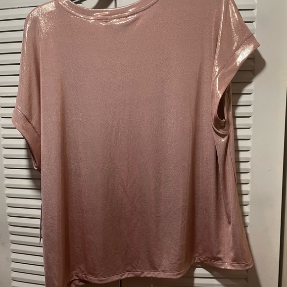 SOFIA VERGARA SHIMMER TEE - Picture 6 of 6